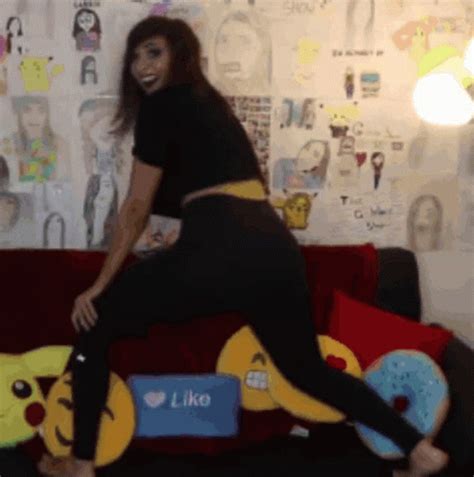 the gabbie show twerk|The gabbie show twerking